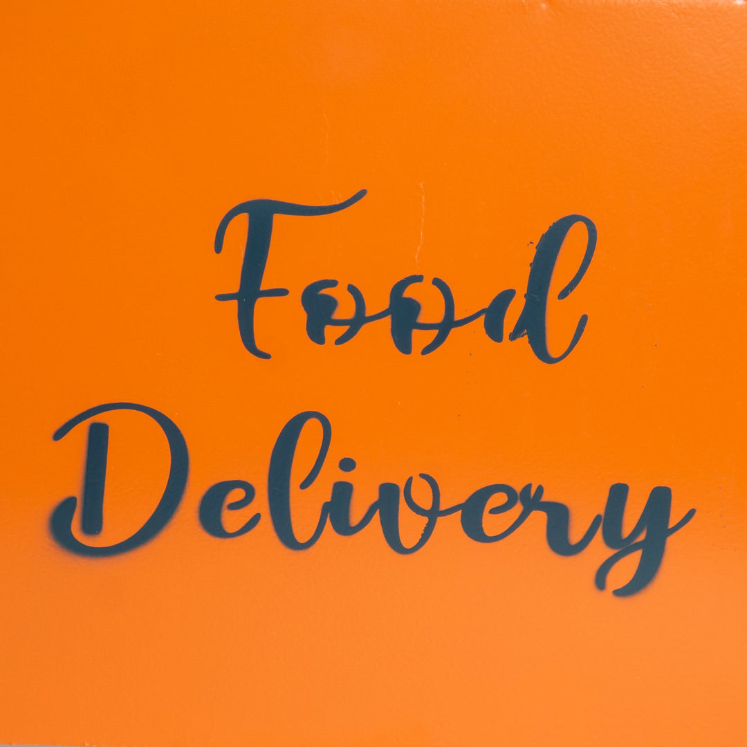 Made Easy Kit Food Delivery Outdoor Functional Décor Metal and Wood Box for Designated Food Order Reception Location