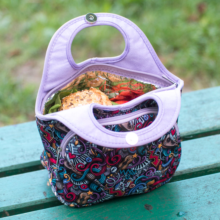 Lunch Tote with a Front Pocket