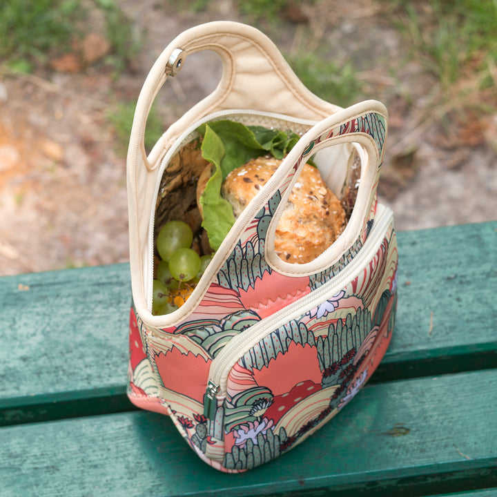 Lunch Tote with a Front Pocket